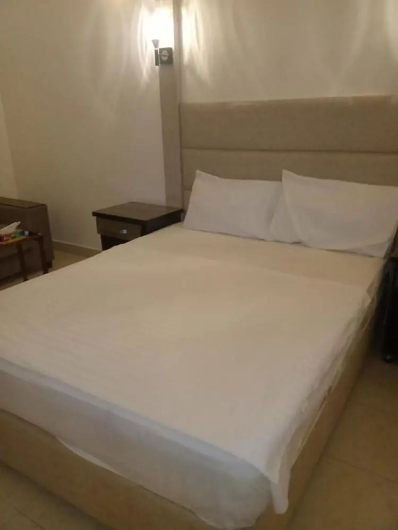 Royal Hayat - Budget Double Room