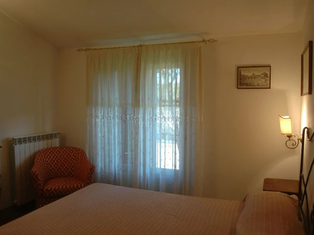 Delightful Apartment in Certaldo With Swimming Pool