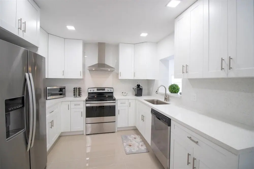 Like New Miami Springs Family Home