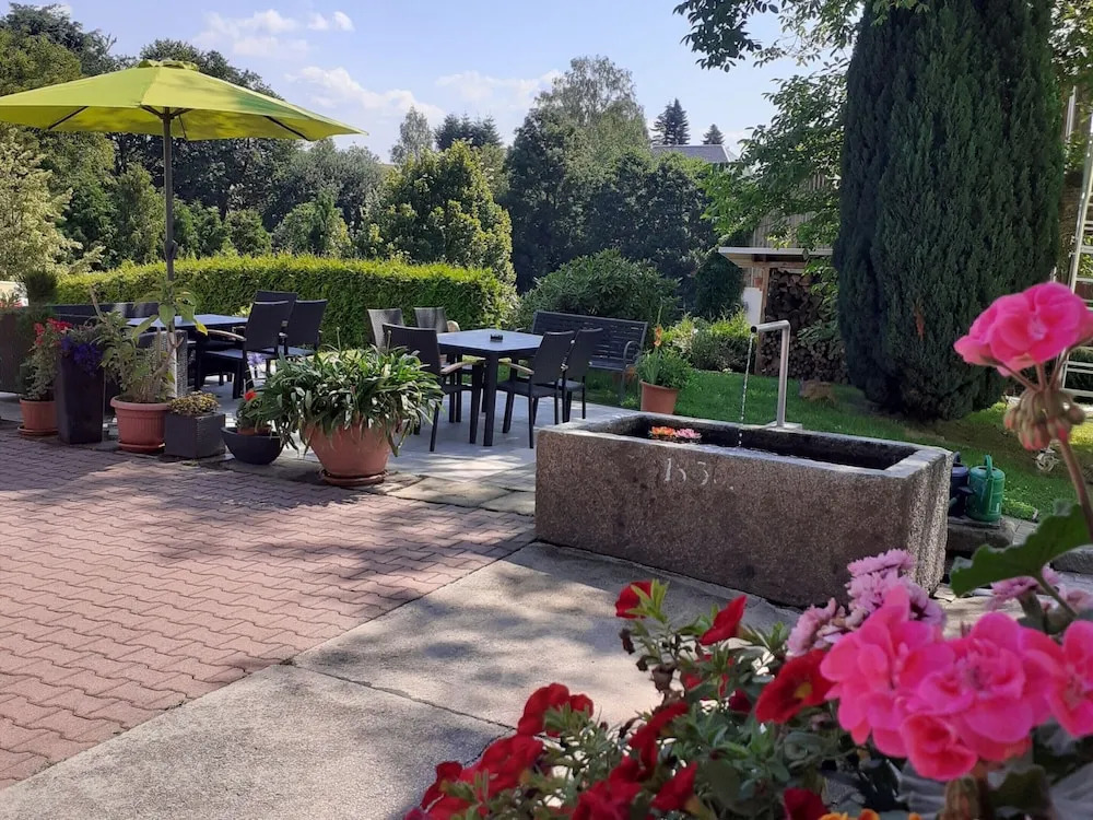 Cozy Apartment in Lichtenhain Germany With Garden