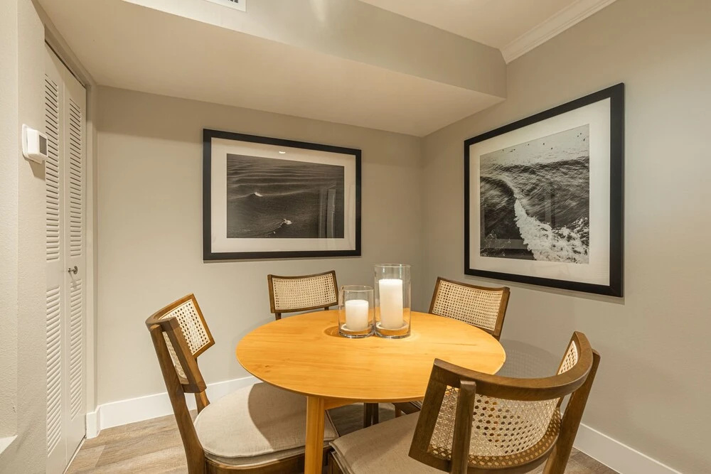 Modern Townhouse Apartments in Aventura