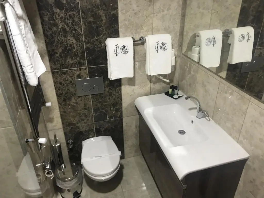 Familya Hotel