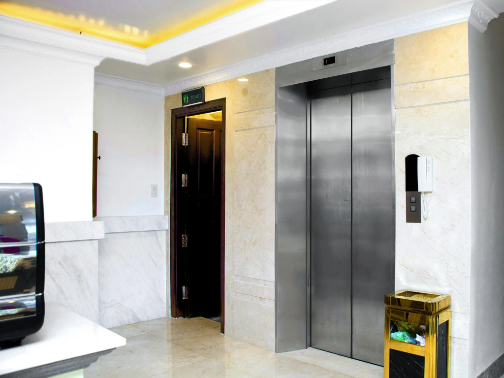 Diamond Hotel