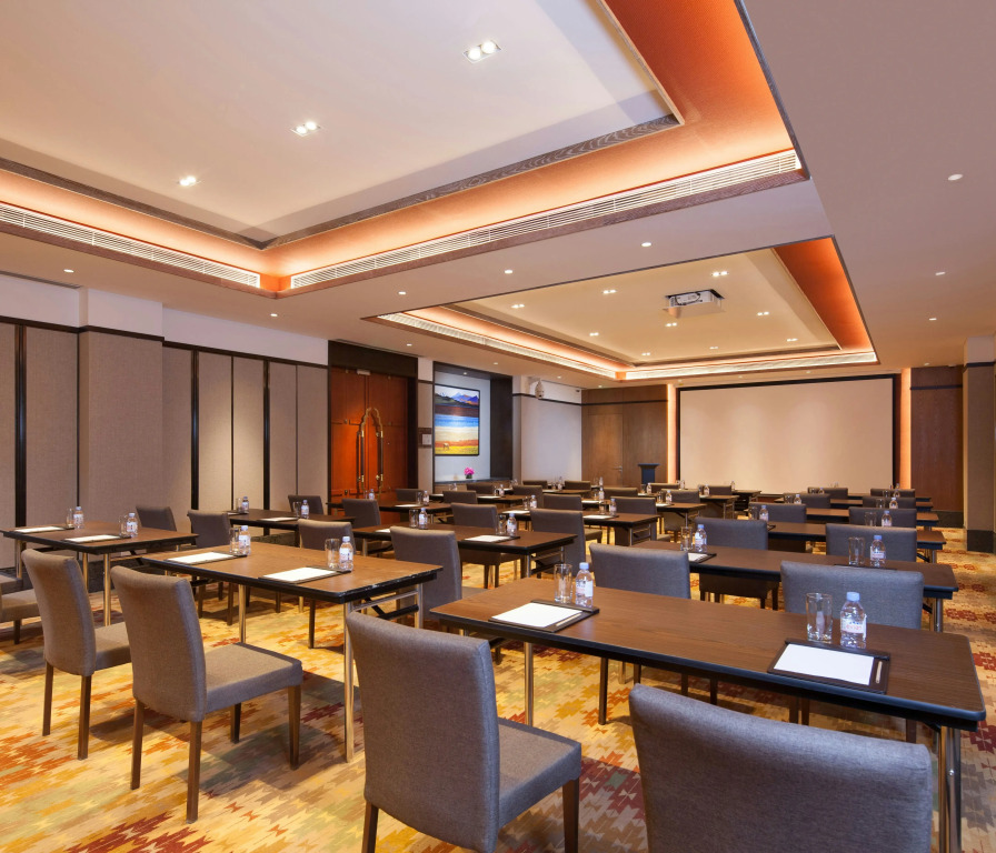 Hilton Garden Inn Shangri-La