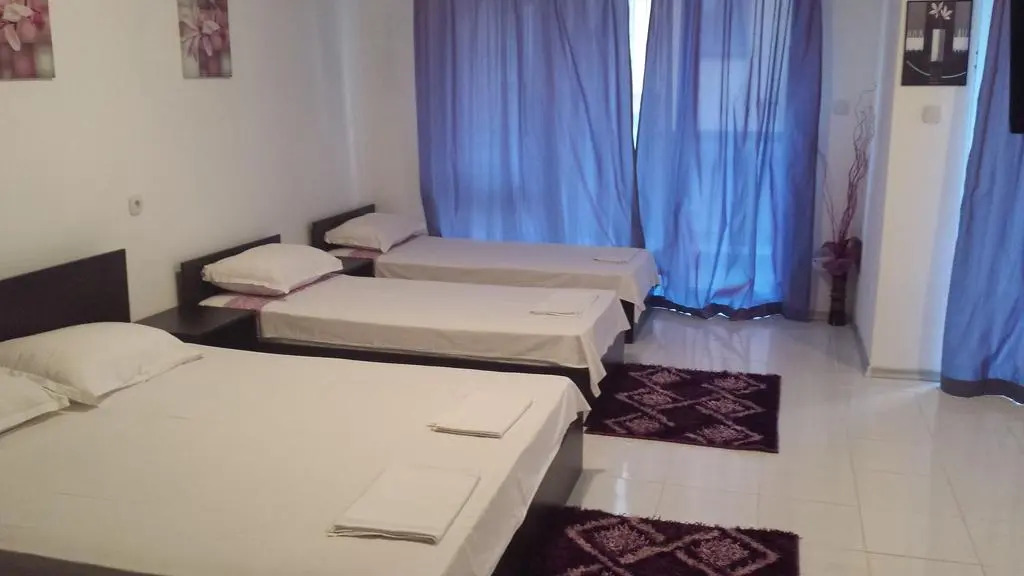 Anna Studios