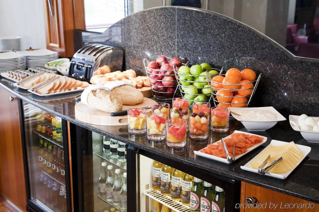 Crowne Plaza Heathrow