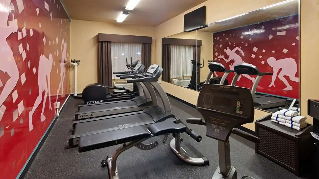 Best Western Holiday Manor