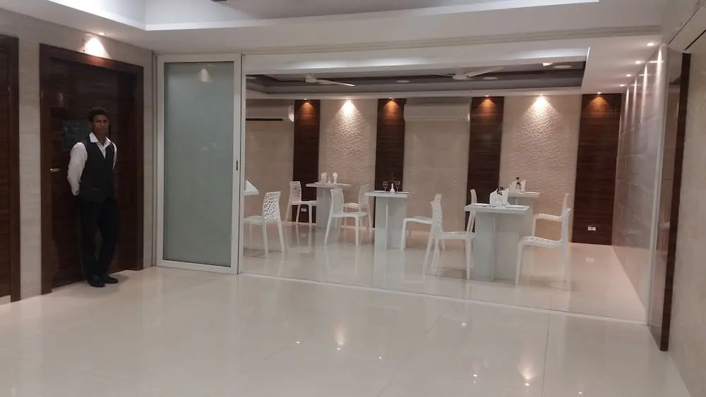 Hotel Ananya