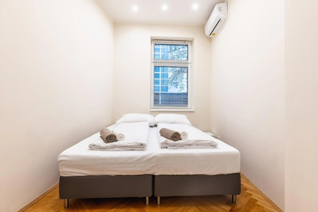 Spacious 2 bedroom apartment nearby center