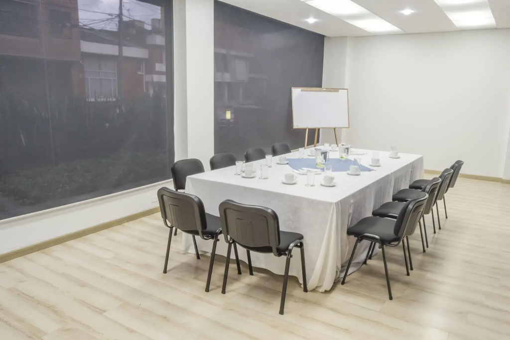Hotel Apartamentos Regency La Feria