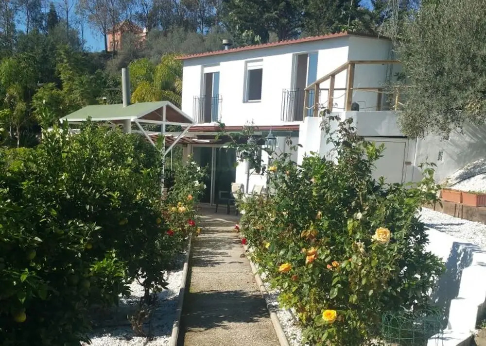 House With 3 Bedrooms in Estepona, With Enclosed Garden and Wifi - 1 km From the Beach
