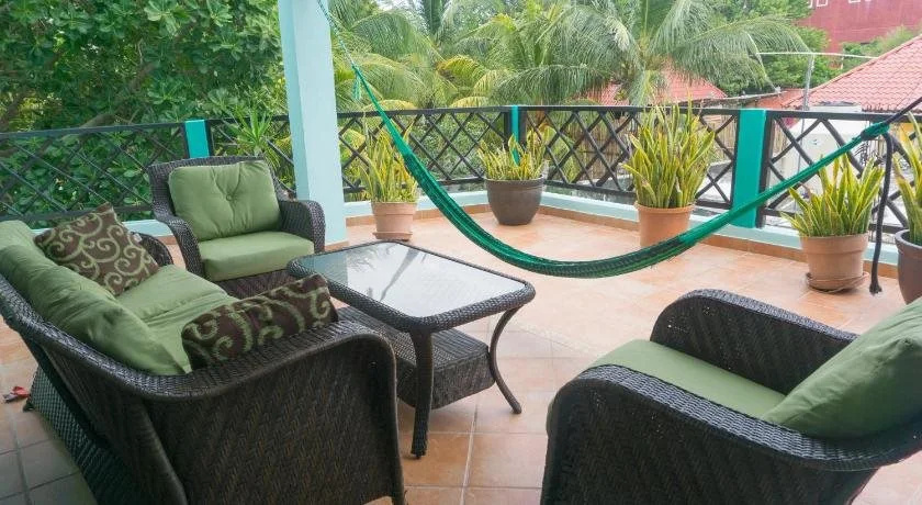 Sea Hawk Suites