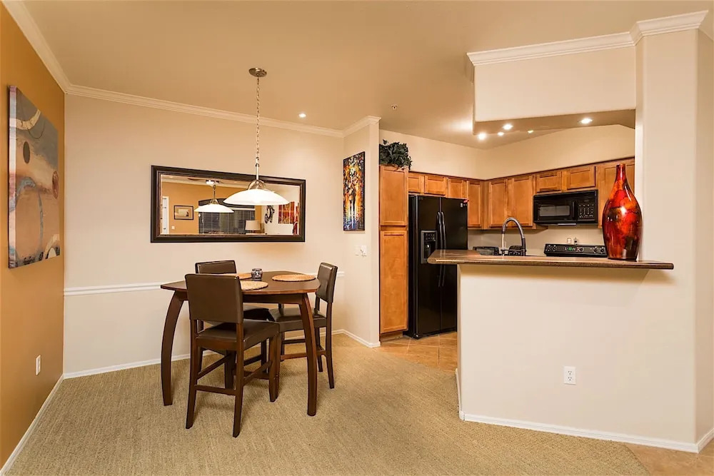 Restful 1 BR by Casago
