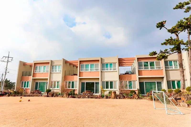 Jeju Nangbile House Pension