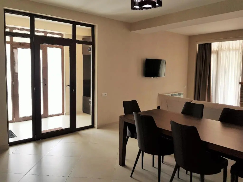 Crystal Town House