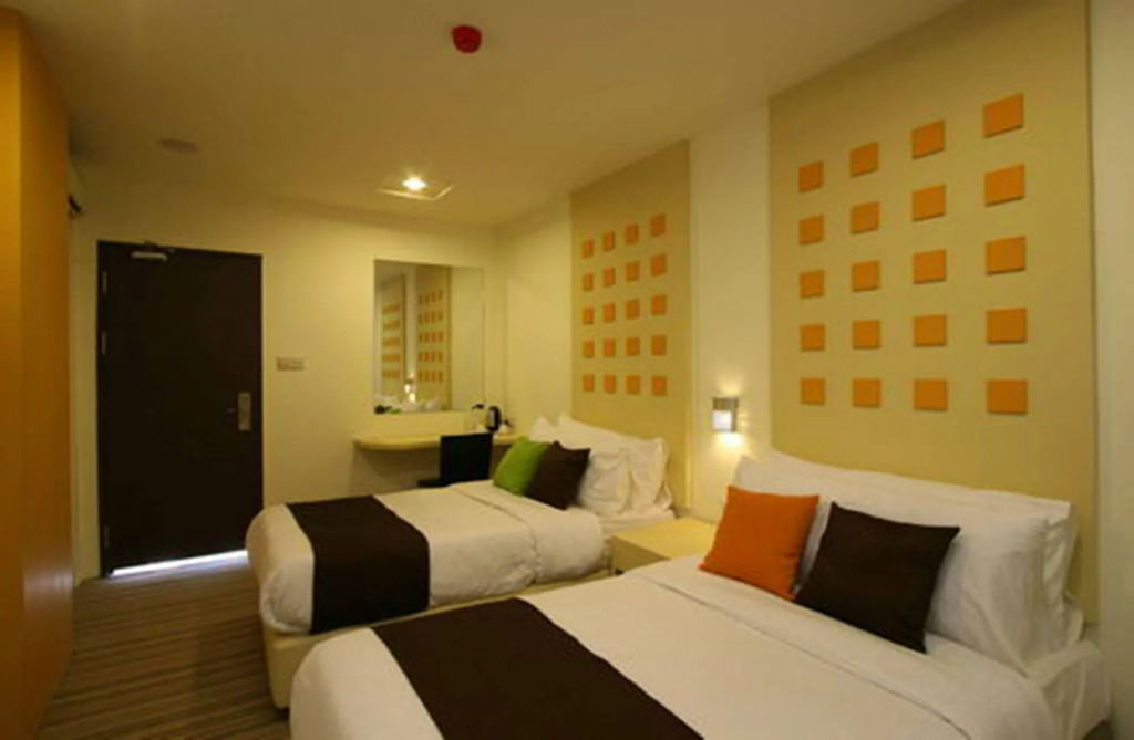 Hotel 98