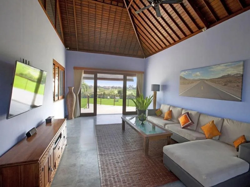 Berawa Breeze Villa