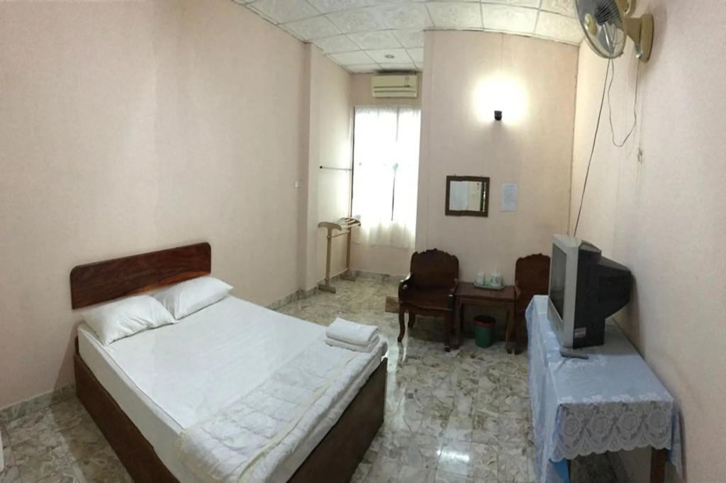 The 99 Inn Hotel