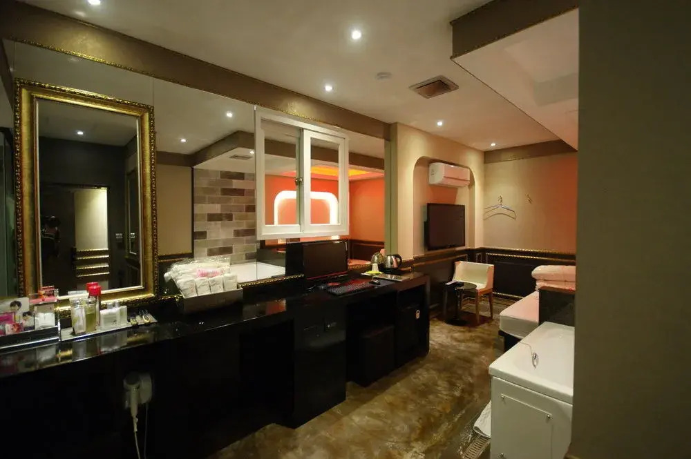 Hotel Lazzi