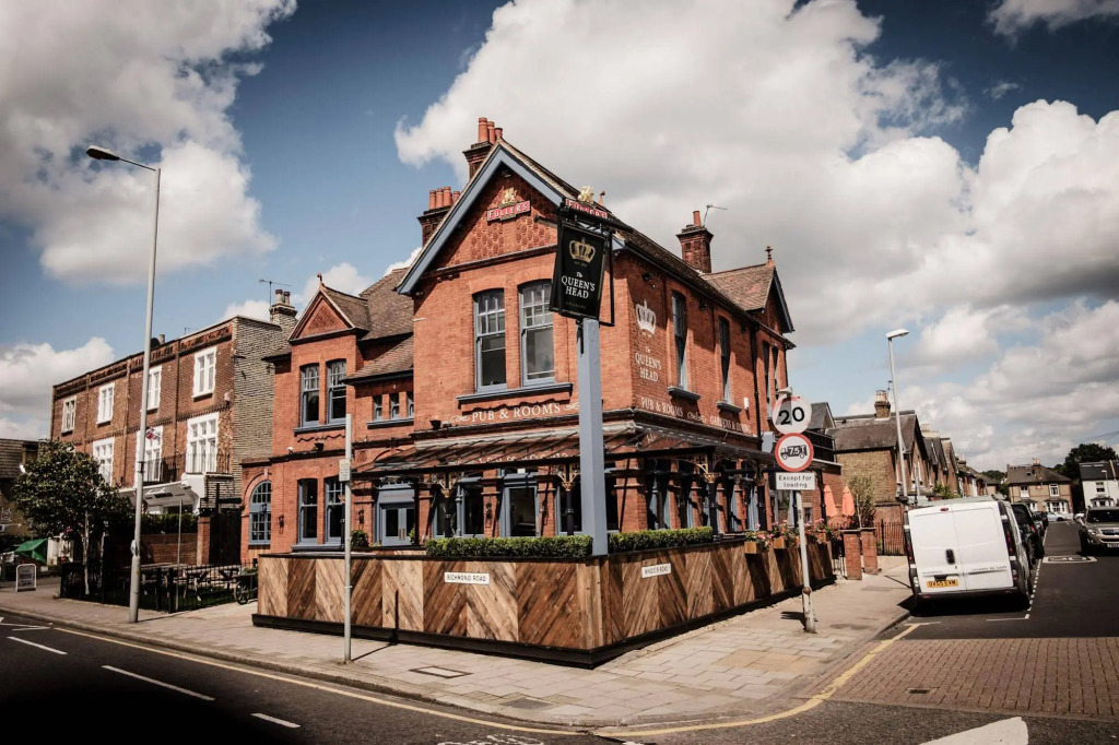 The Queens Head