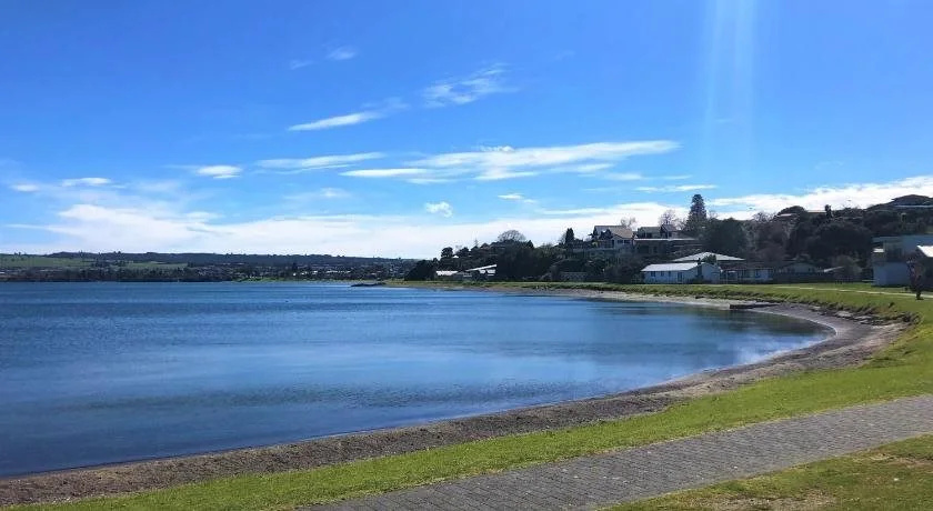 Waimahana 4 by Luxury Lakeside Accommodation