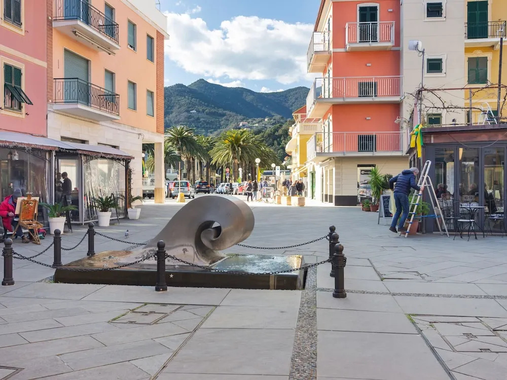 Cosy Apartment in Moneglia With Balcony