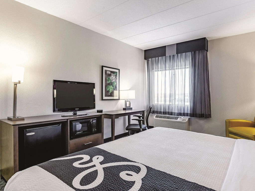 La Quinta by Wyndham Warwick Providence Airport