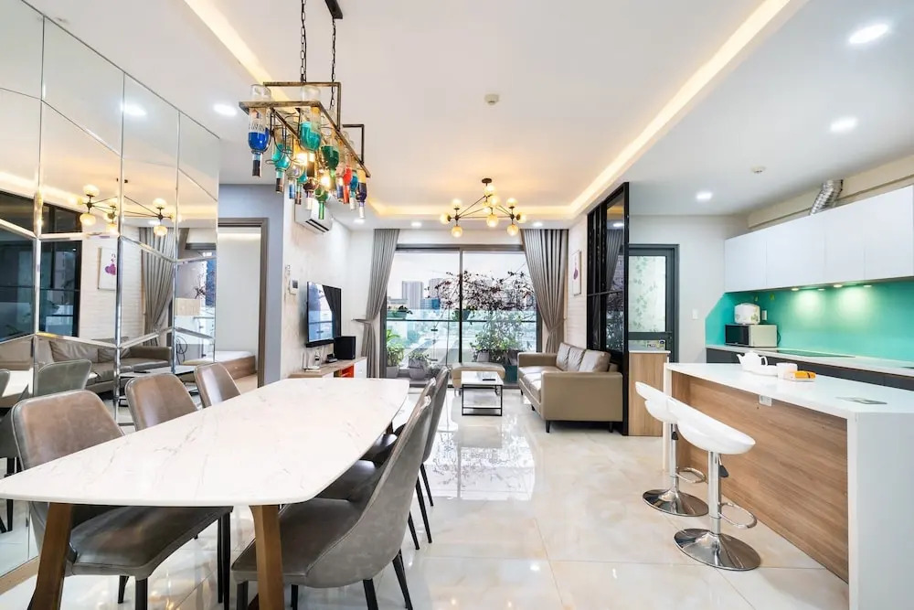 3BRs Luxury Apartment Cityview
