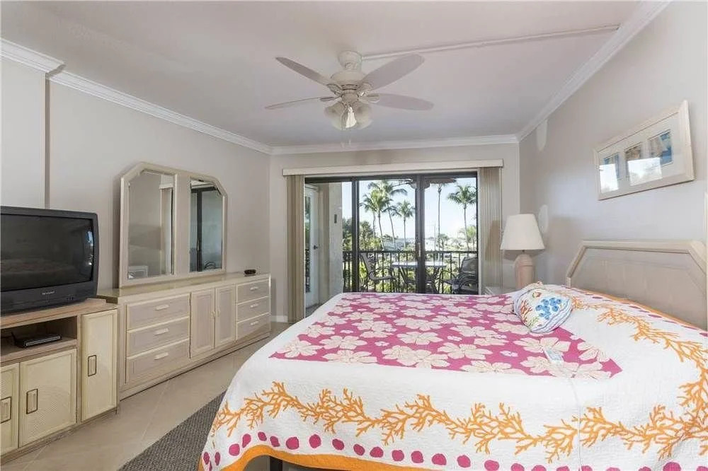 Harbor Towers 4th Fl Modern 3BR with Den