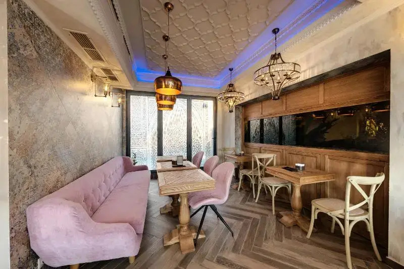 Avenue Aparthotel