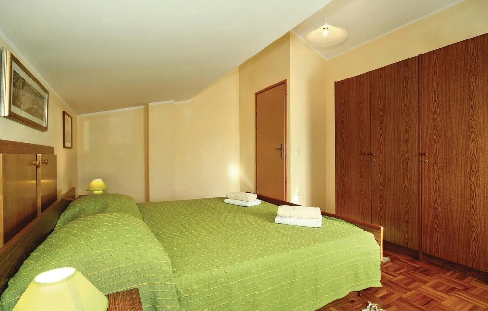 Nice Home in Porec With Wifi and 4 Bedrooms