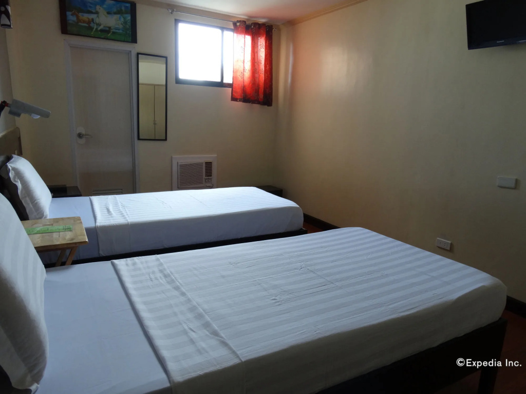 RueMango Apartelle and Suites