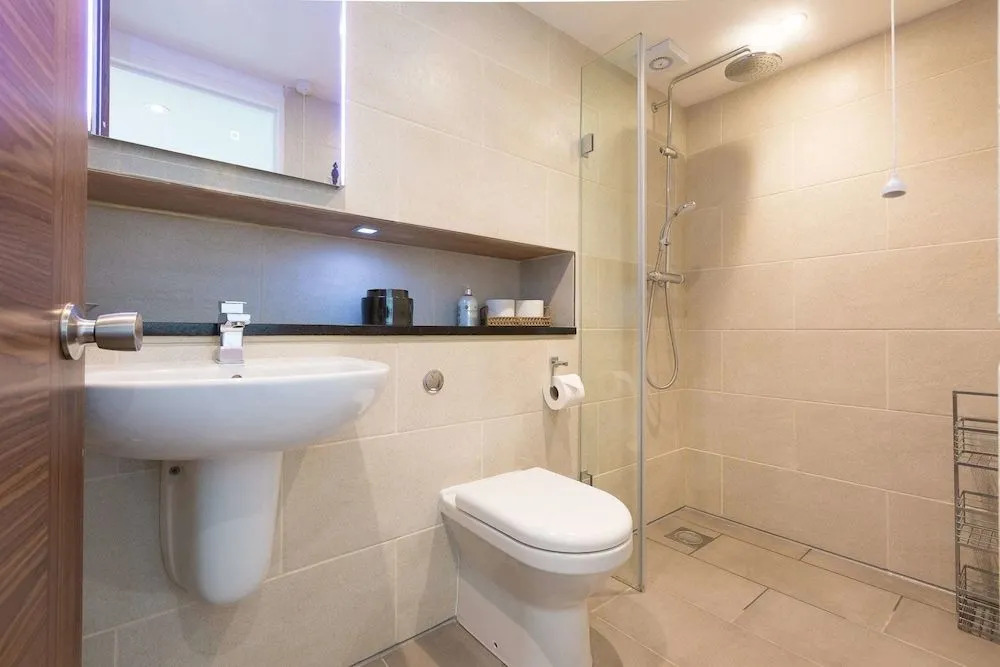 Hepworth Apartment