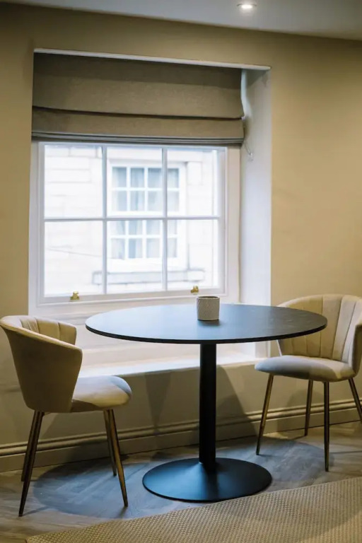 Sun St Apartment 5