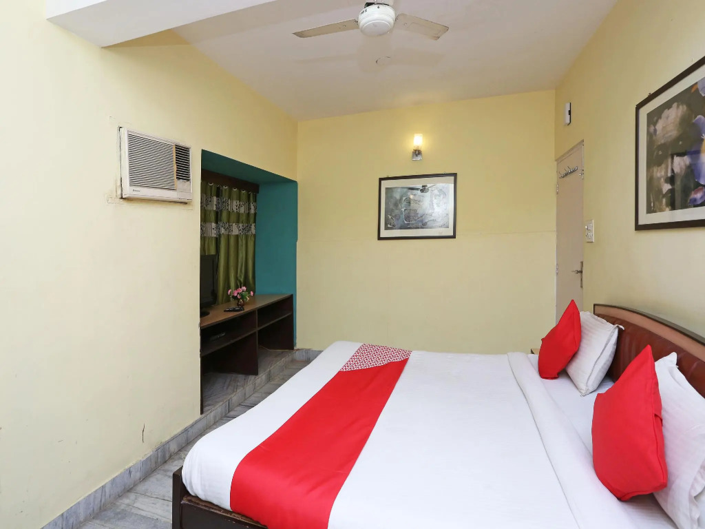 OYO Flagship 3675 Kalighat