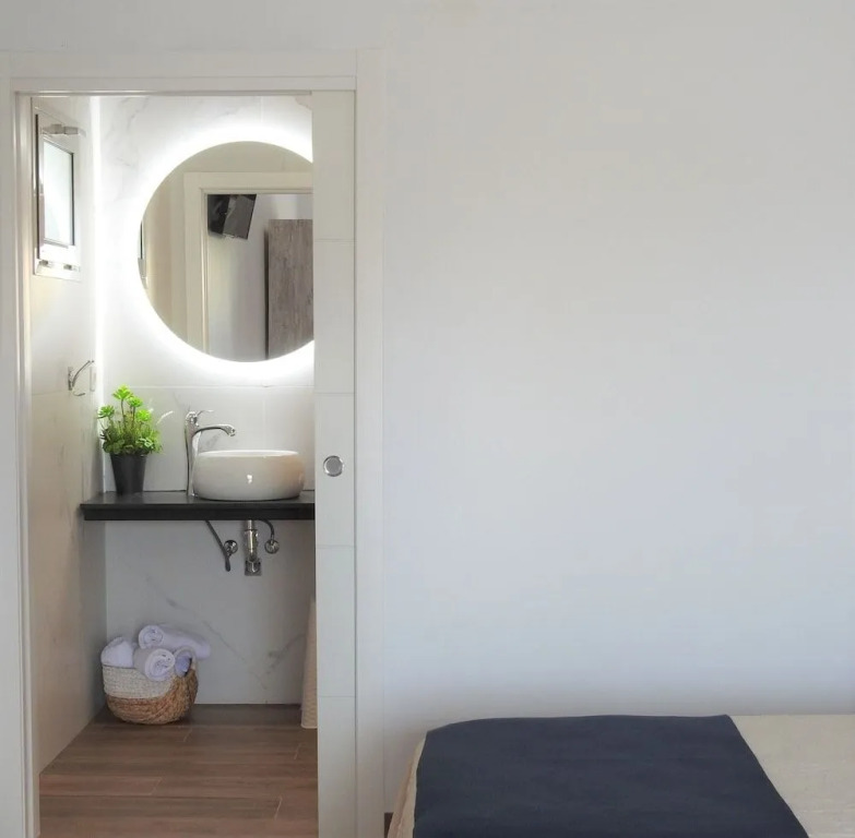 Sandra Rooms