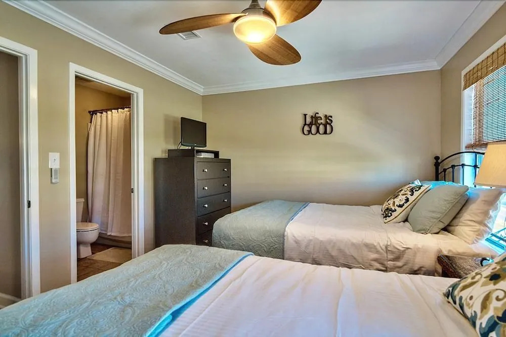 20 Sanddollar 3 Bedroom Holiday Home by Five Star Properties