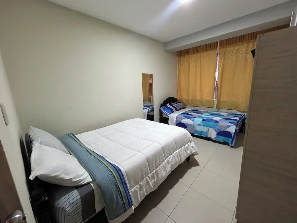 Hotel Paraiso L & M