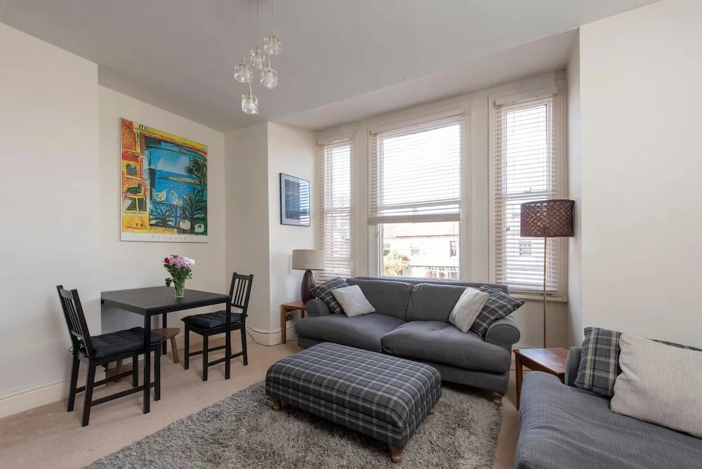 Beautiful 2BD Flat in West Didsbury