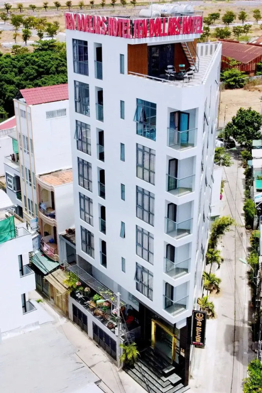 Ten Dollars Hotel