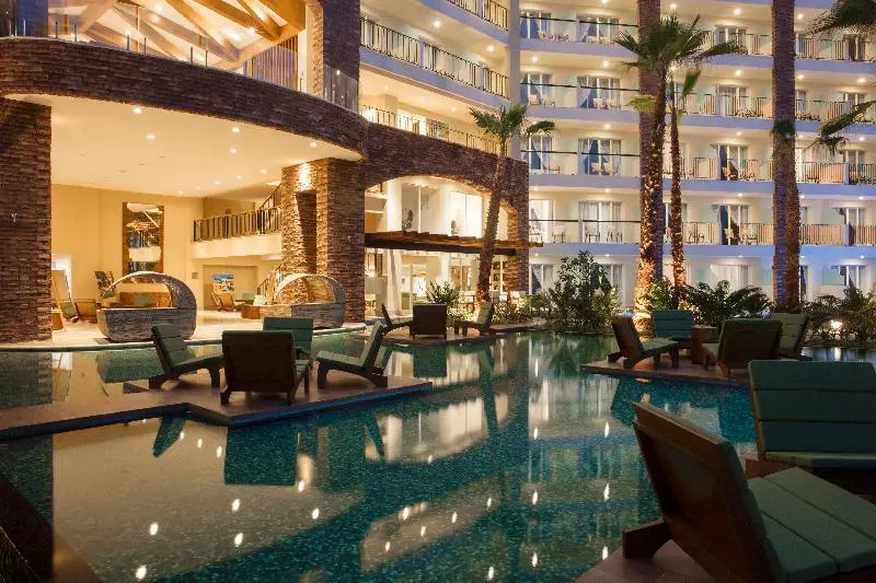 Altitude by Krystal Grand Los Cabos - All Inclusive