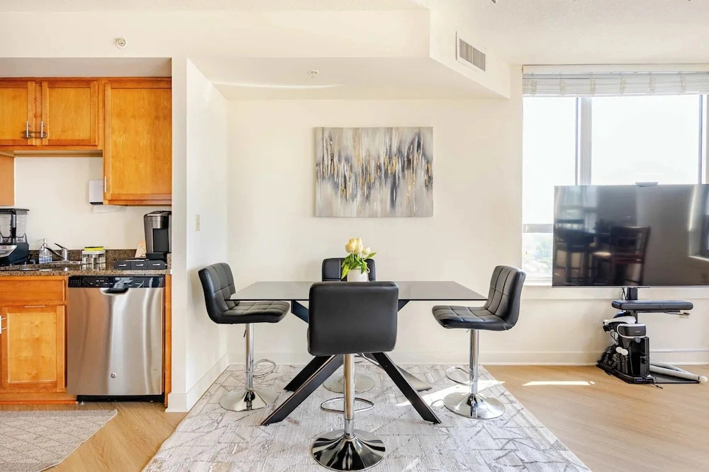 Downtown Silver Spring 2BR Skyline Balcony Suite Walkable to DC Metro Luxepad
