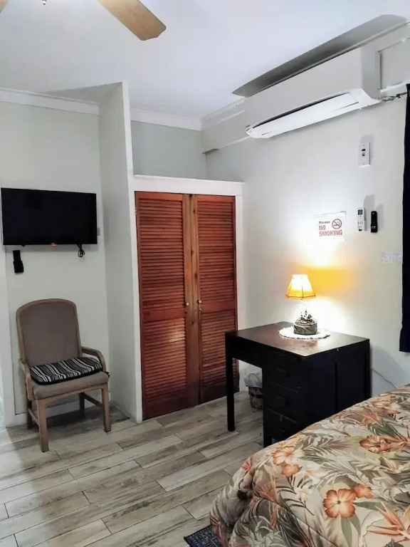 Dalley's Cozy Apartments