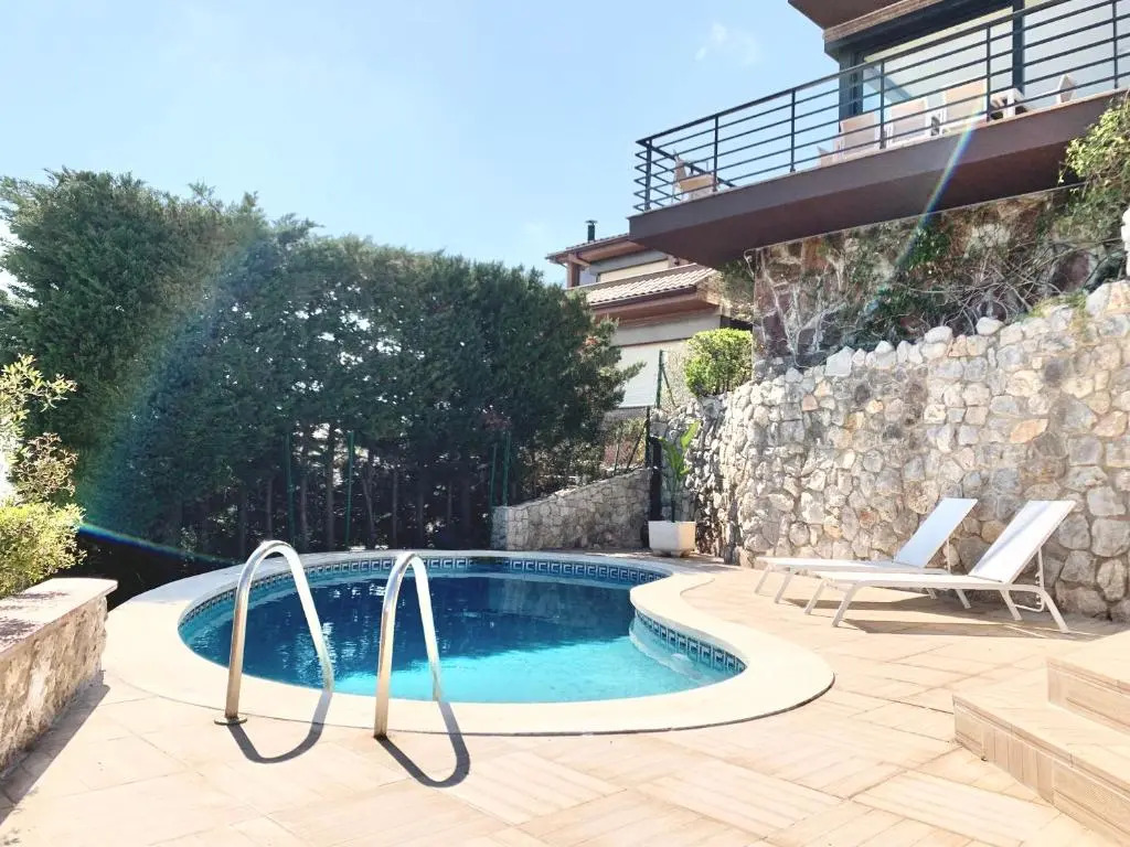 Sitges Spaces Stunning Sea View Villa, 2 Pools, BBQ