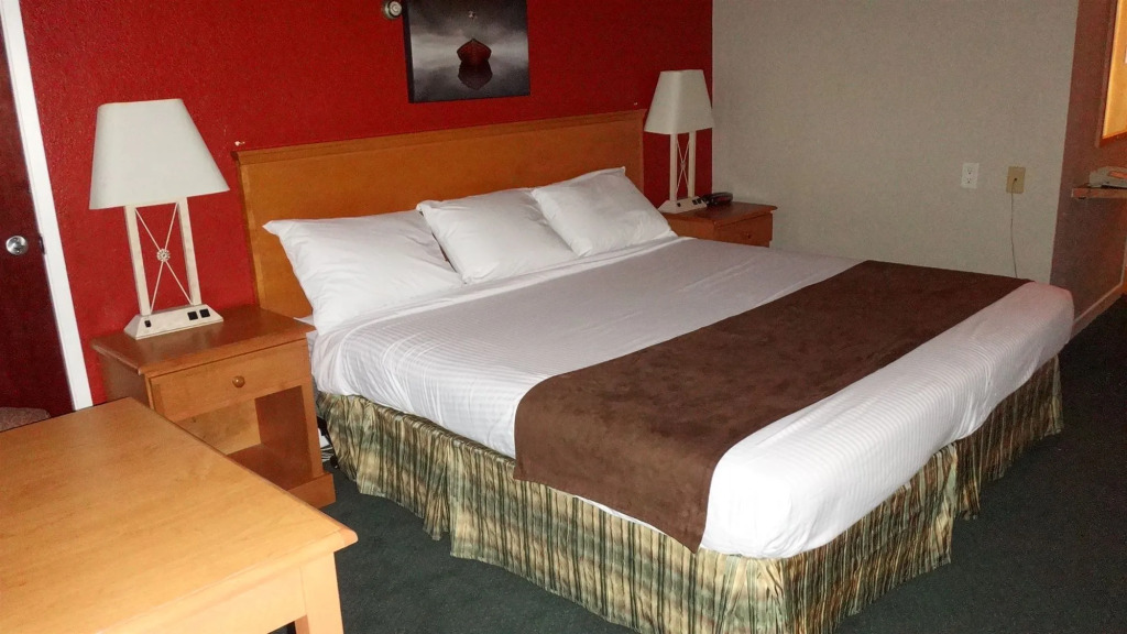Grizz Hotel