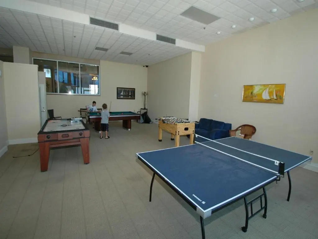 Regatta Beach Club C1009 2373