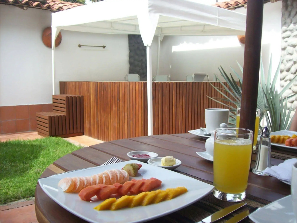 Casa Lola Hotel Boutique