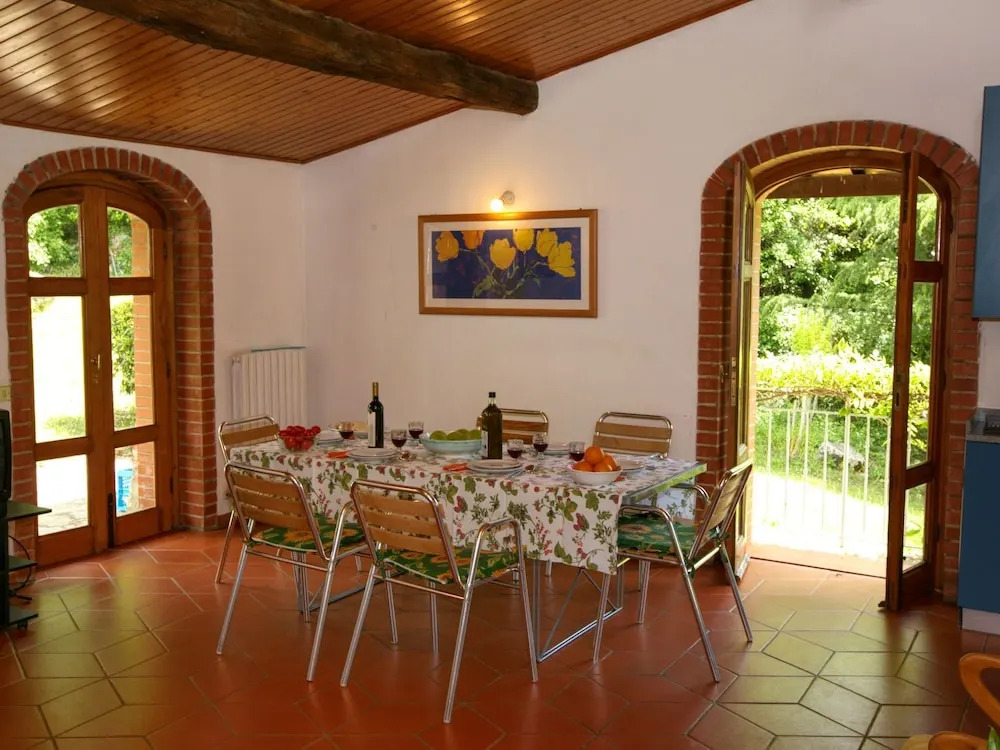 Holiday Home with Shared Swimming Pool in the Green Hills of Chianti