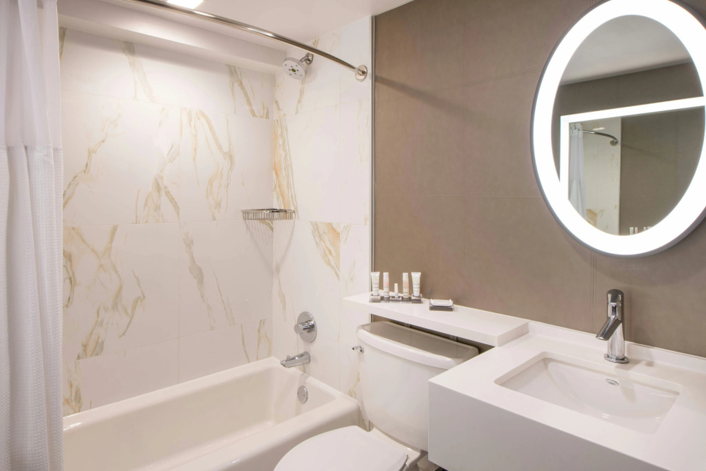 Burton House, Beverly Hills, A Tribute Portfolio Hotel