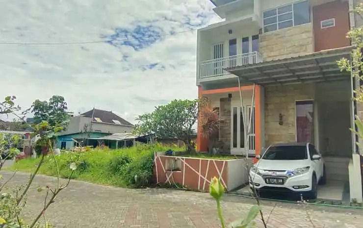 Villa Ratimaya B4 by N2K